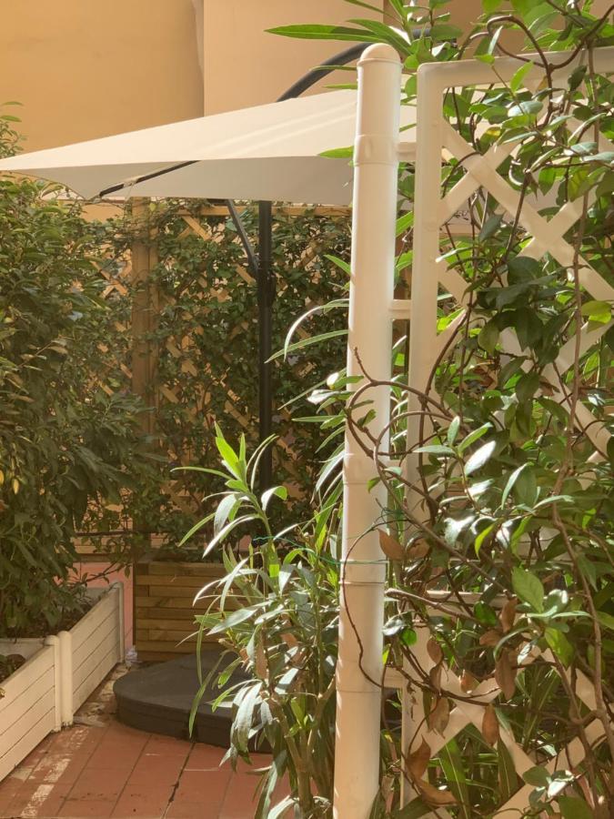 Ugo Bassi Lux Apartment Bologna Exterior foto