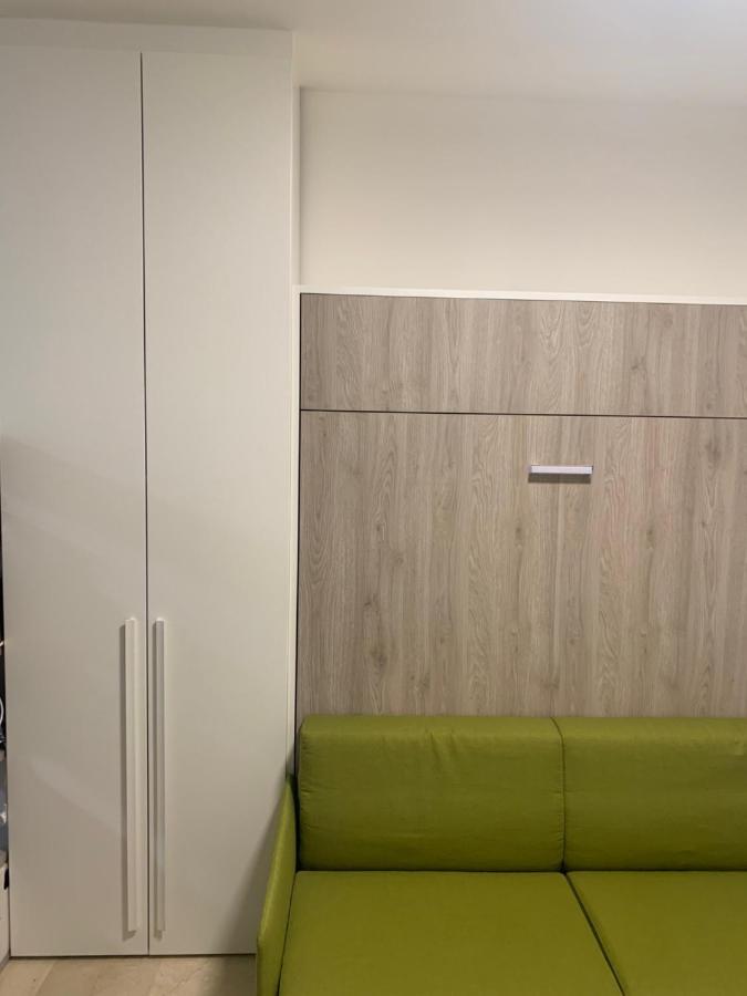 Ugo Bassi Lux Apartment Bologna Exterior foto